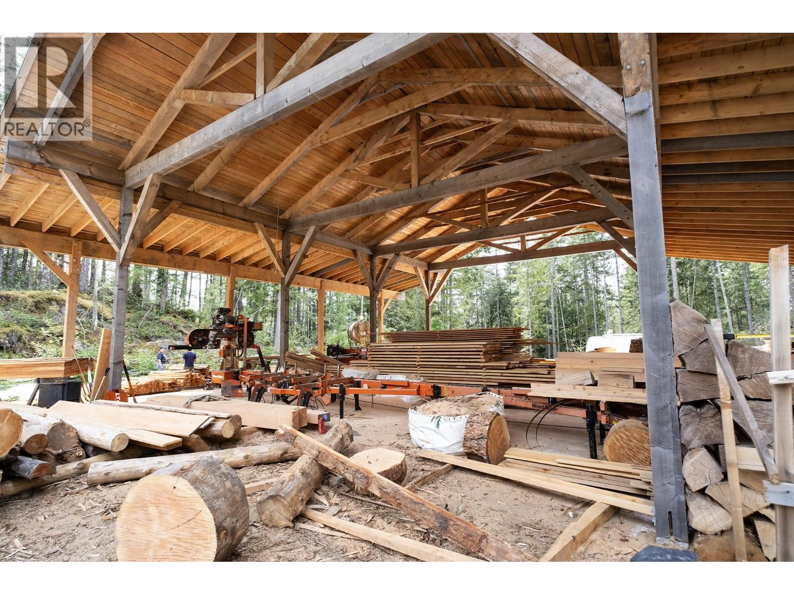 11832 SUNSHINE COAST HIGHWAY, Pender Harbour