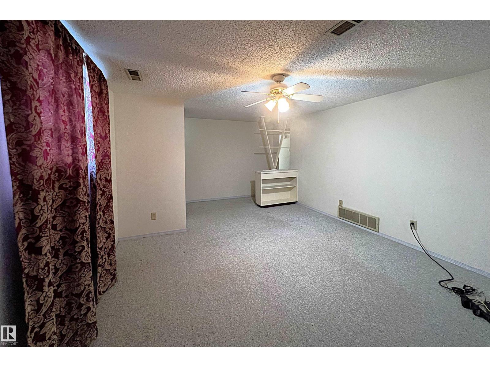Single Family House Raised bungalow for Sale in    AV NW Edmonton 