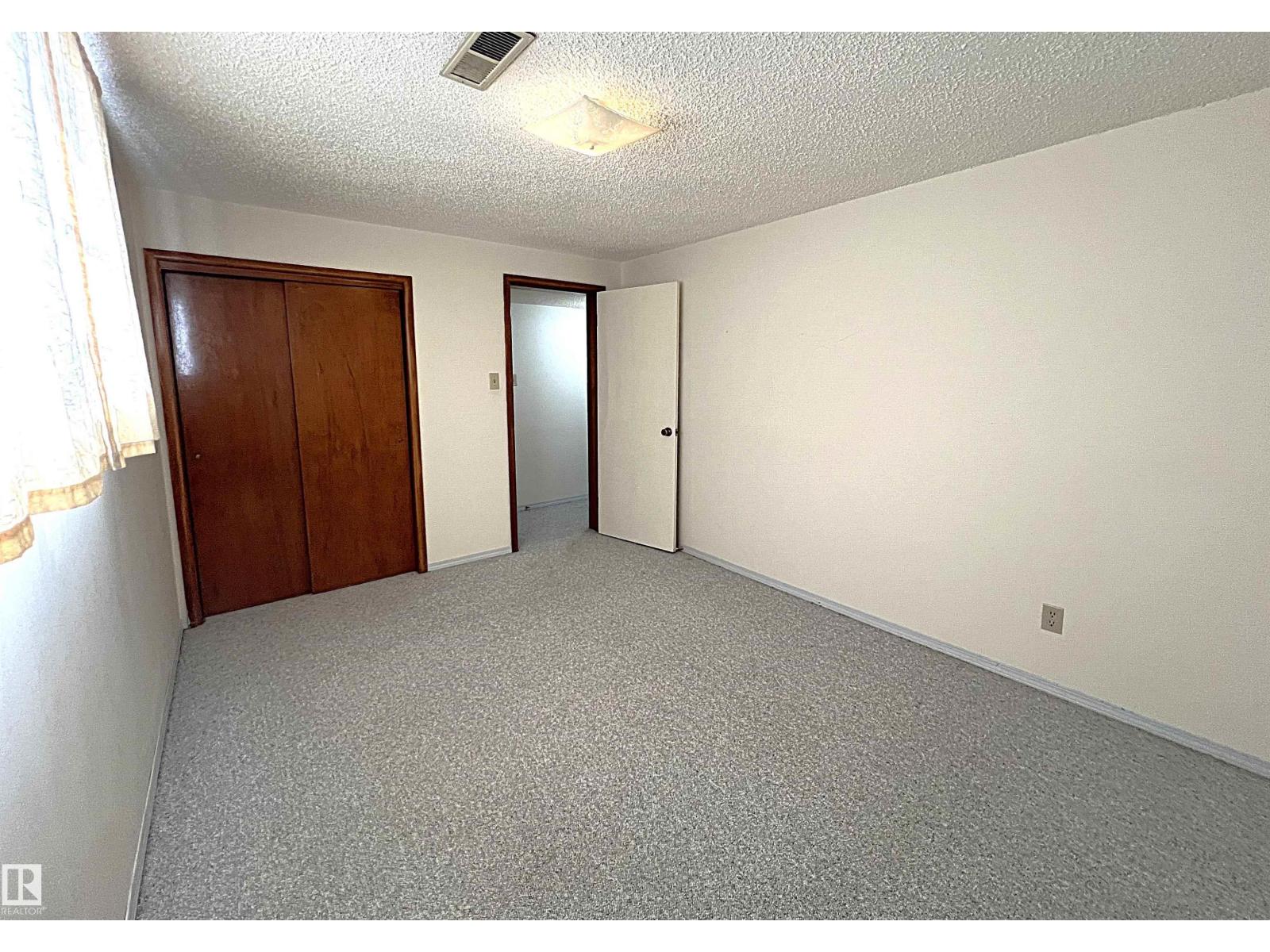 Single Family House Raised bungalow for Sale in    AV NW Edmonton 