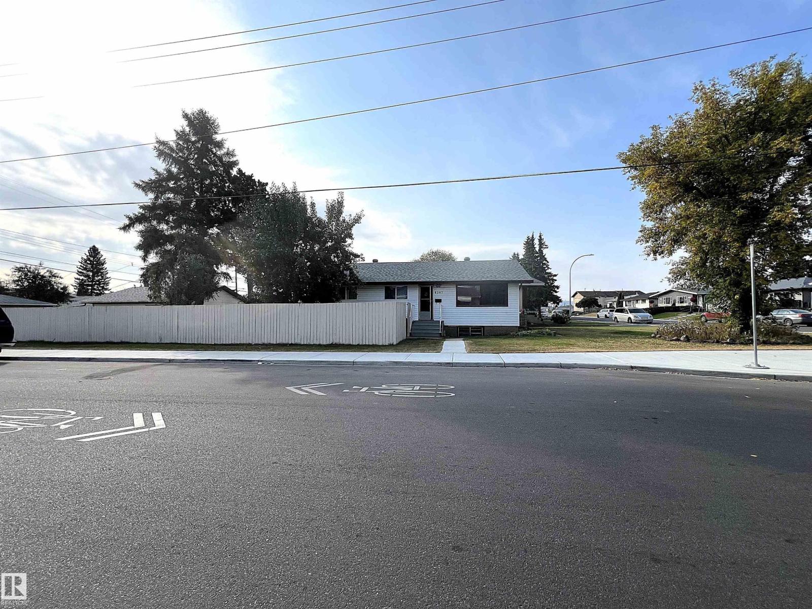Single Family House Raised bungalow for Sale in    AV NW Edmonton 