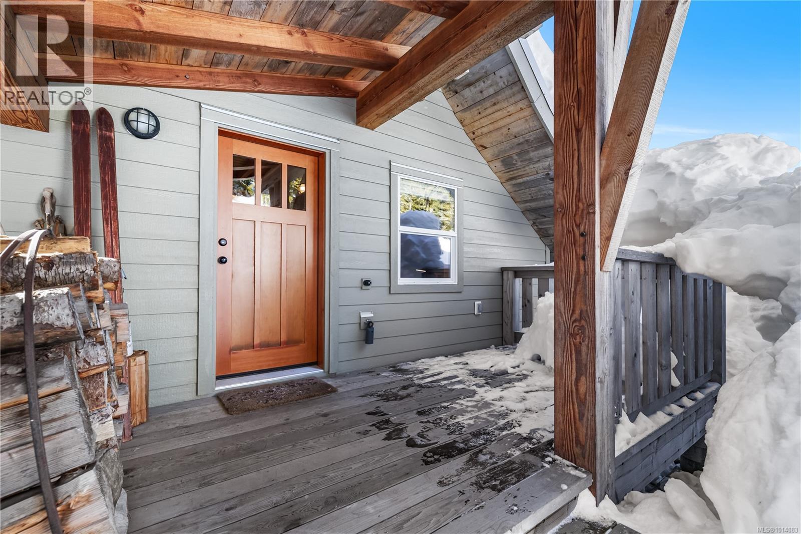 1000 Cruikshank Ridge, Courtenay