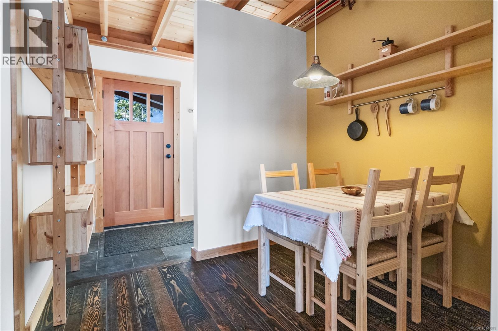 1000 Cruikshank Ridge, Courtenay