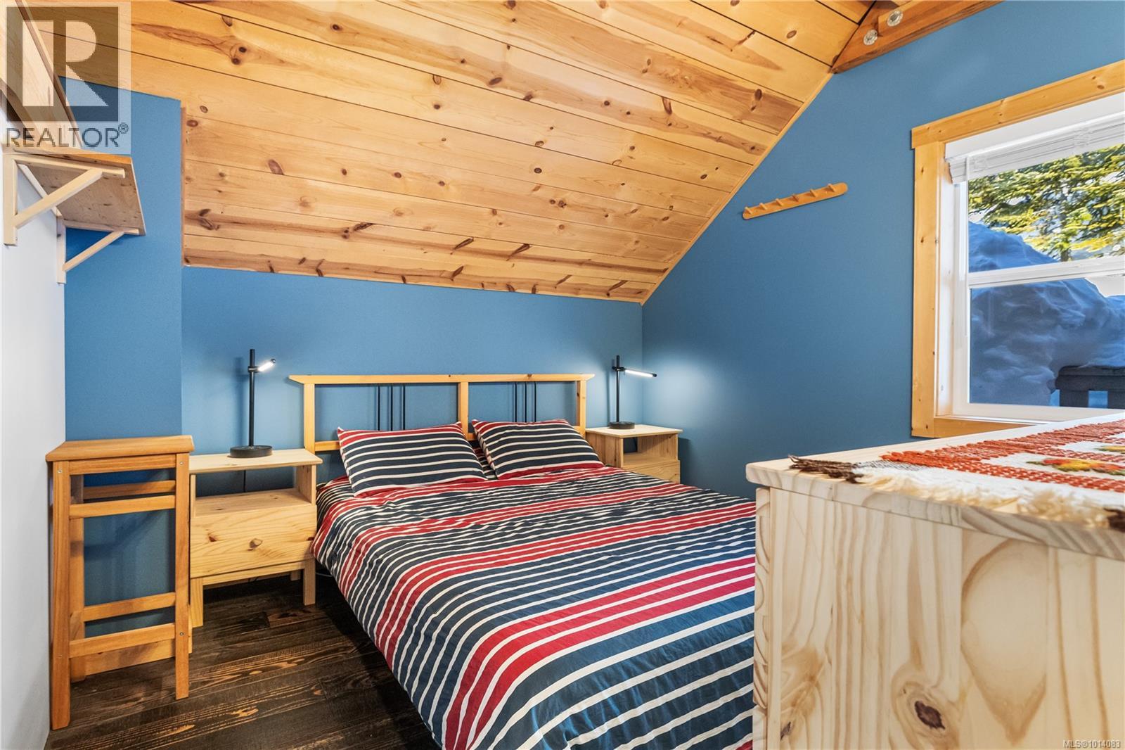 1000 Cruikshank Ridge, Courtenay