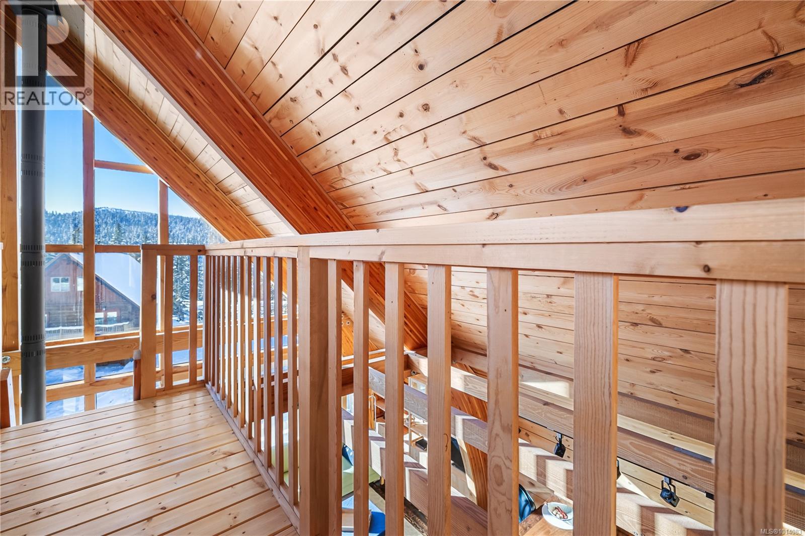 1000 Cruikshank Ridge, Courtenay