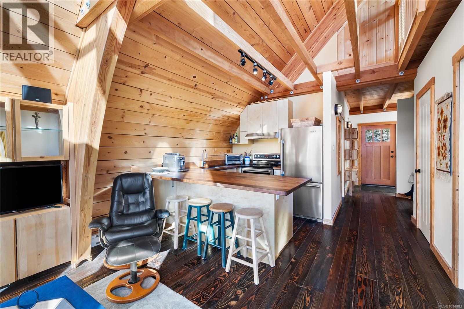 1000 Cruikshank Ridge, Courtenay