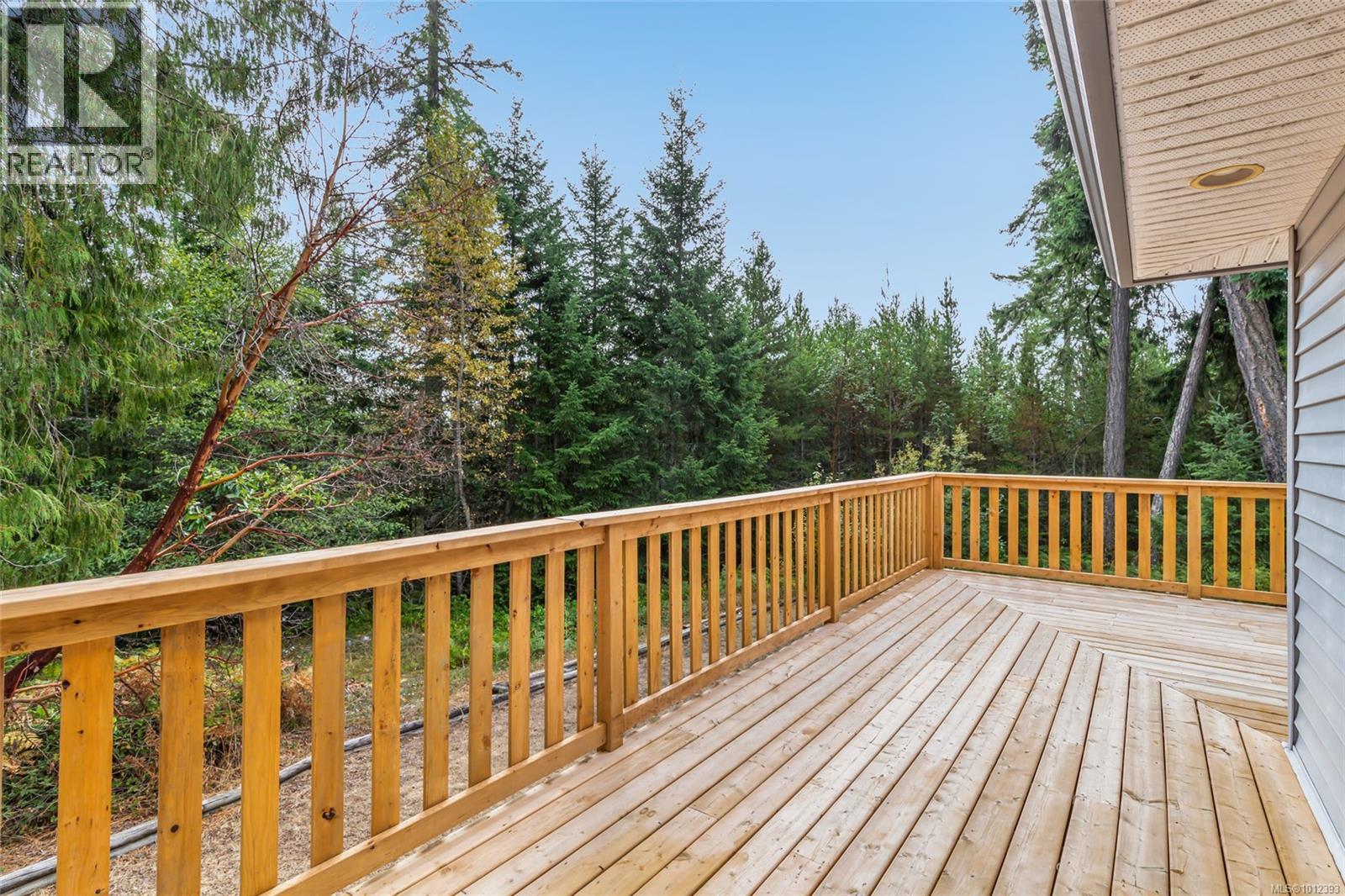 1010 Middlegate Rd, Errington
