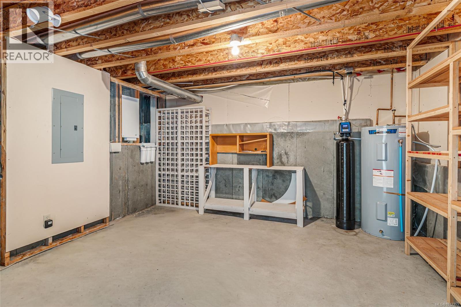 1010 Middlegate Rd, Errington