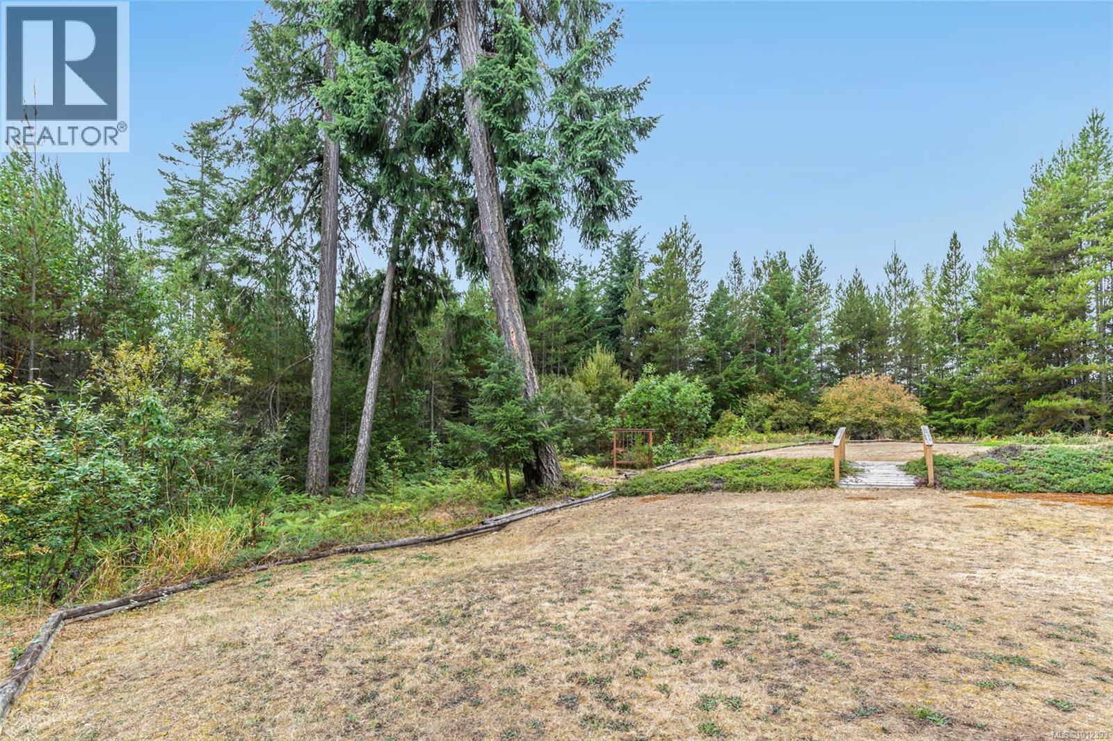 1010 Middlegate Rd, Errington