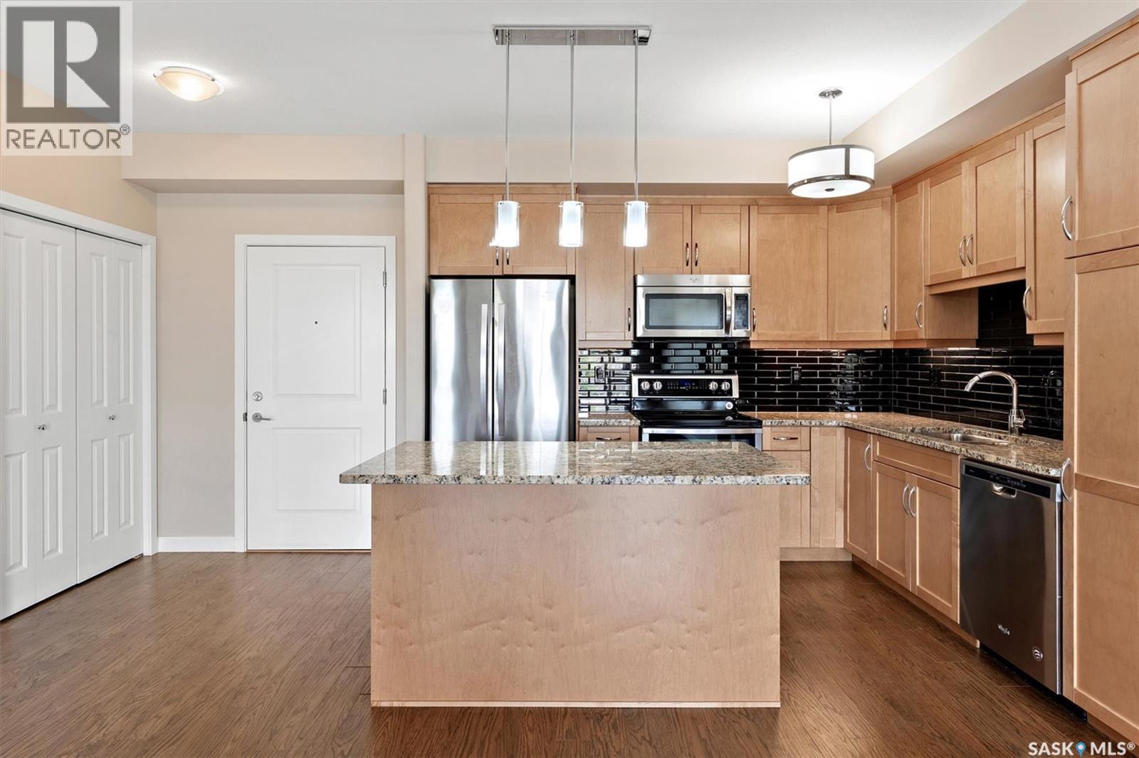 Single Family House Low rise for Sale in   Moss AVENUE Saskatoon 