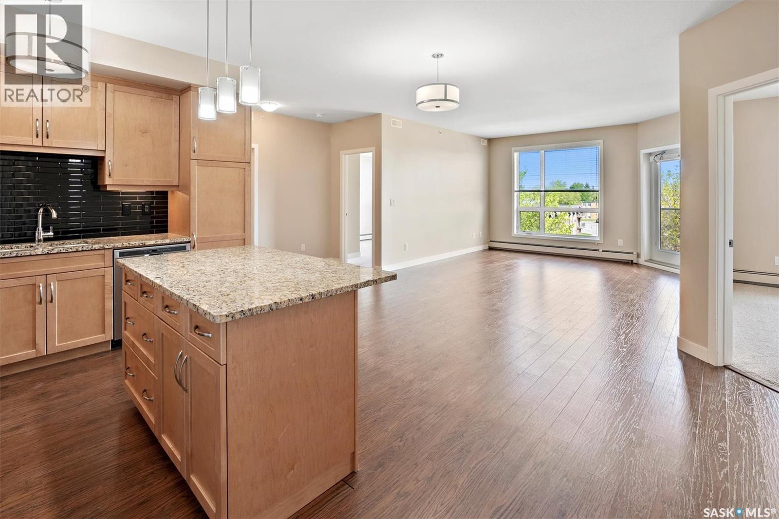 Single Family House Low rise for Sale in   Moss AVENUE Saskatoon 