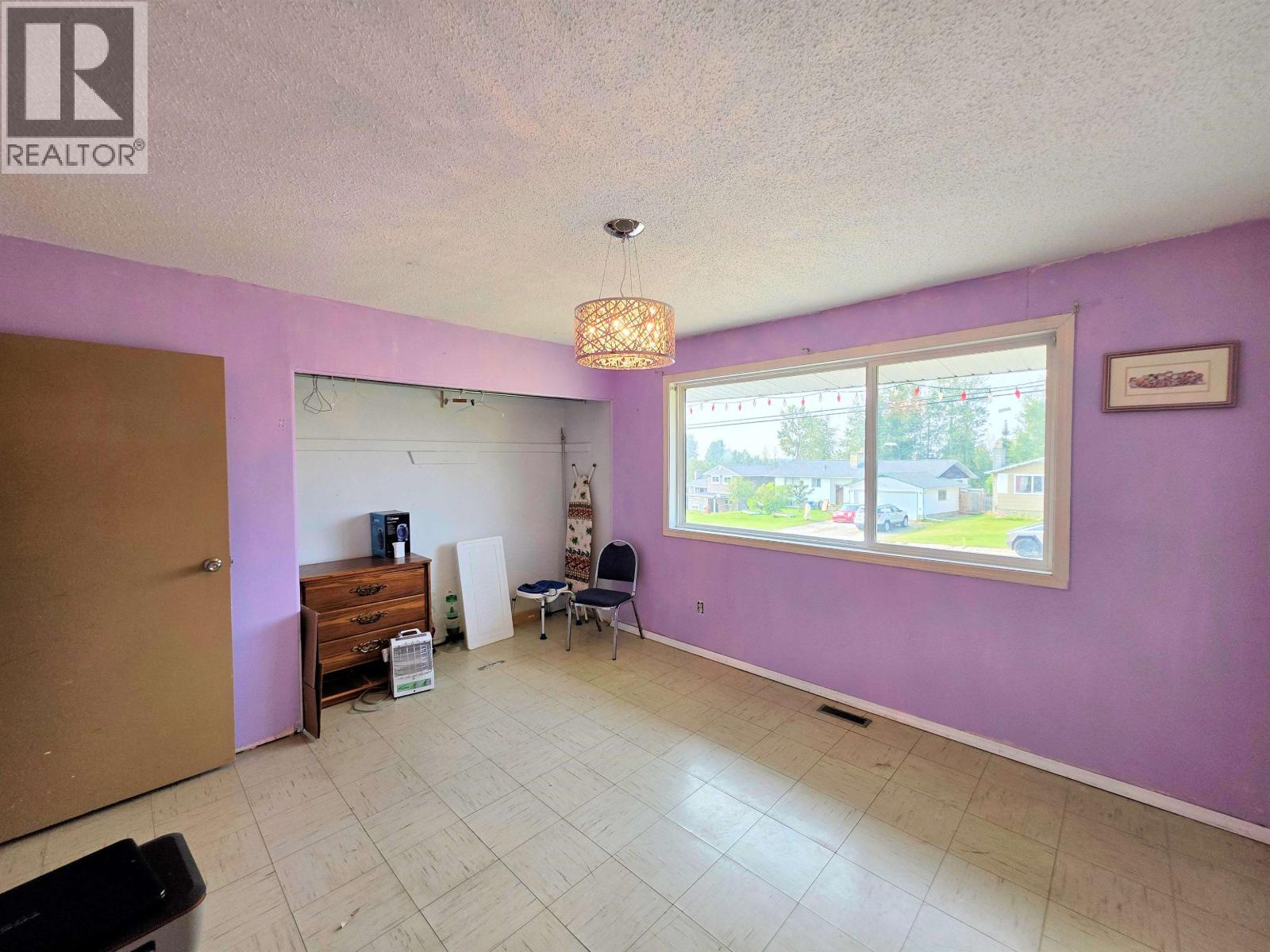 226 CENTENNIAL DRIVE, Mackenzie