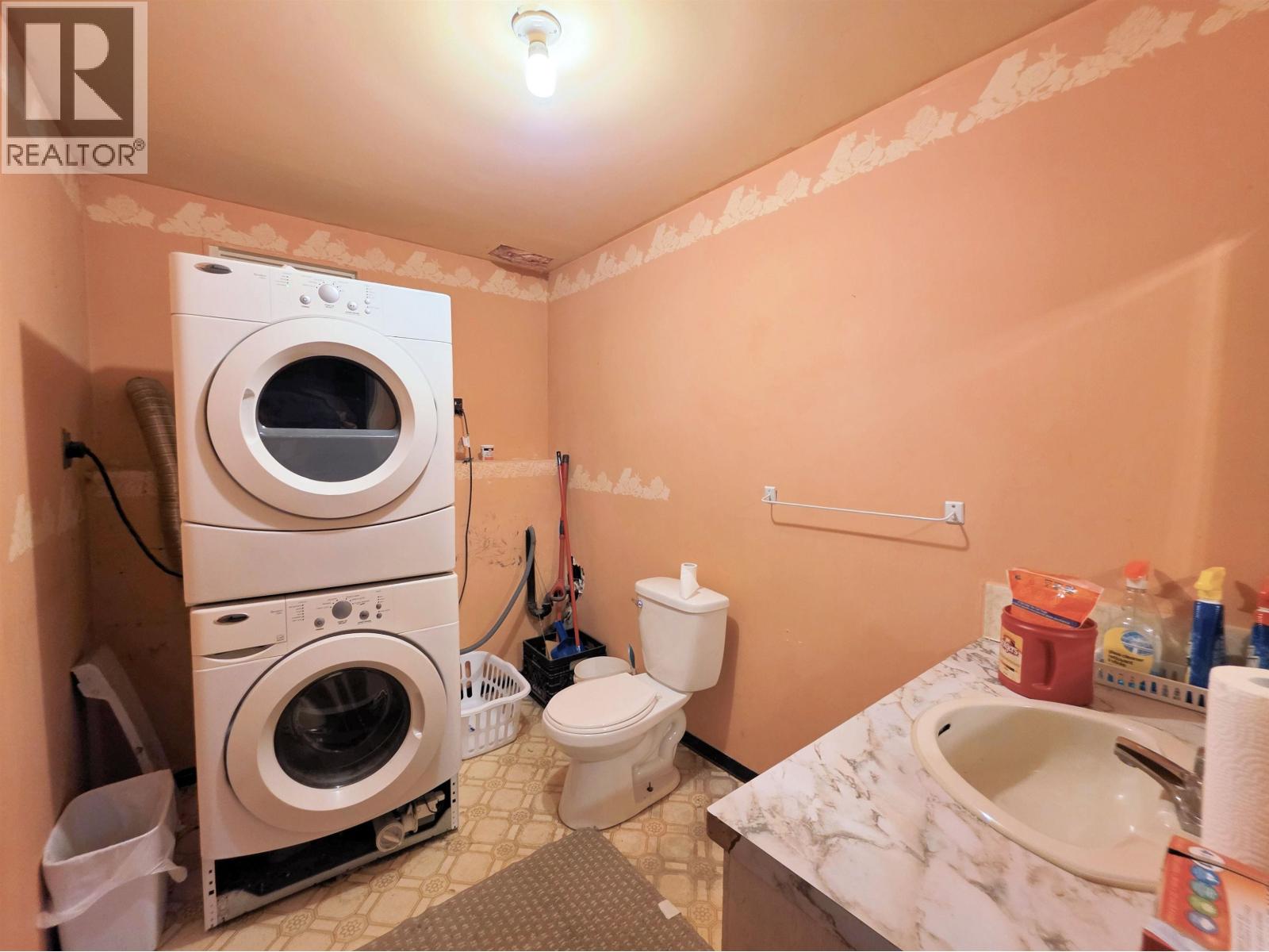 226 CENTENNIAL DRIVE, Mackenzie