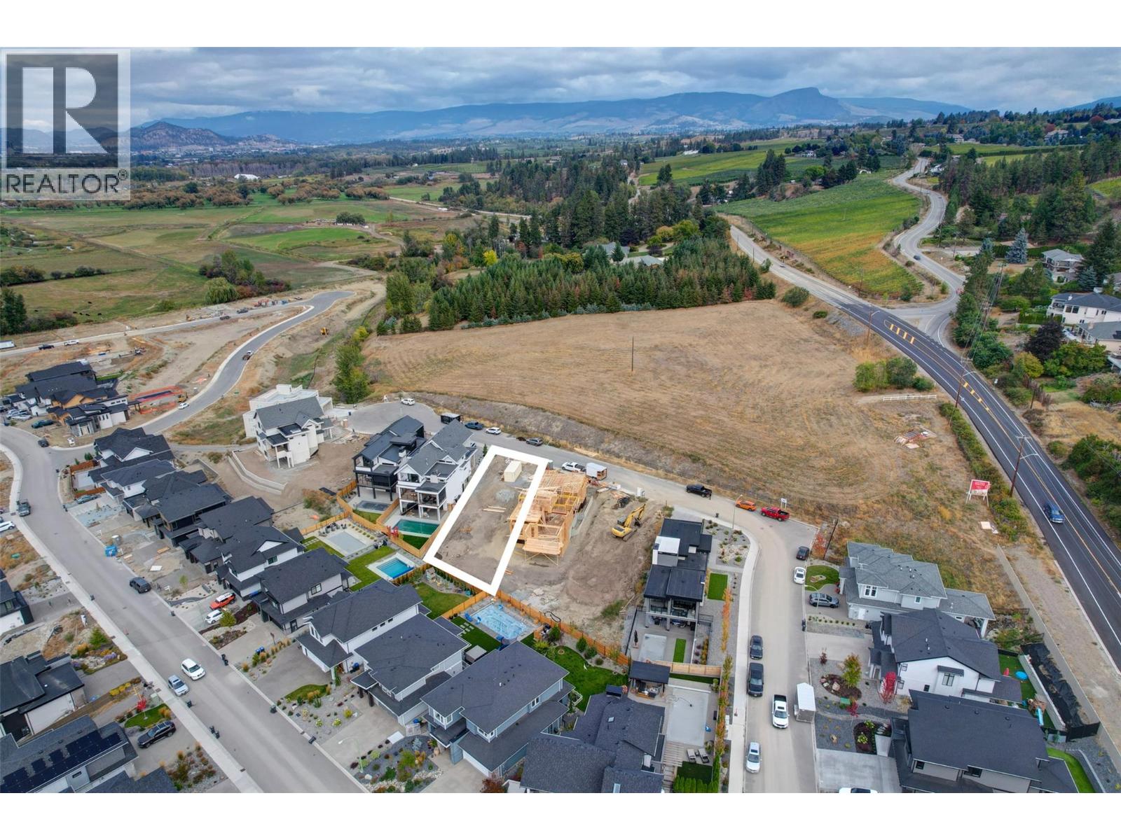  4290 Ladd Court, Kelowna