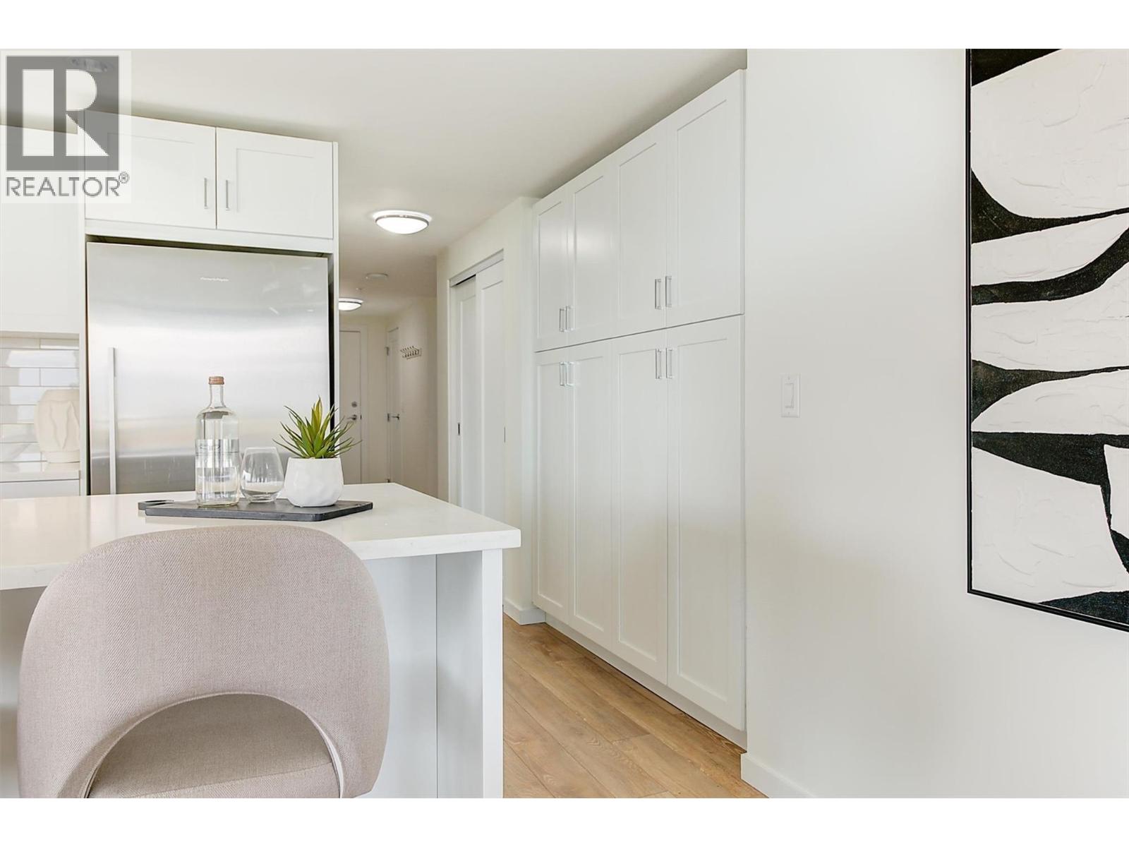 502 485 Groves Avenue, Kelowna