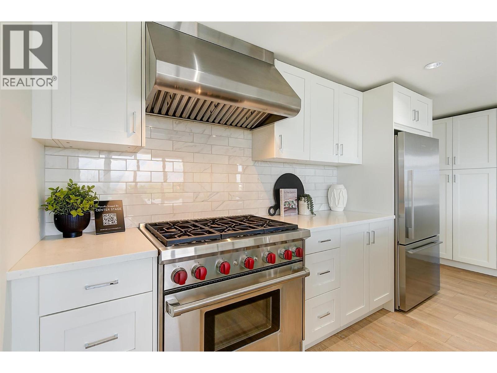 502 485 Groves Avenue, Kelowna