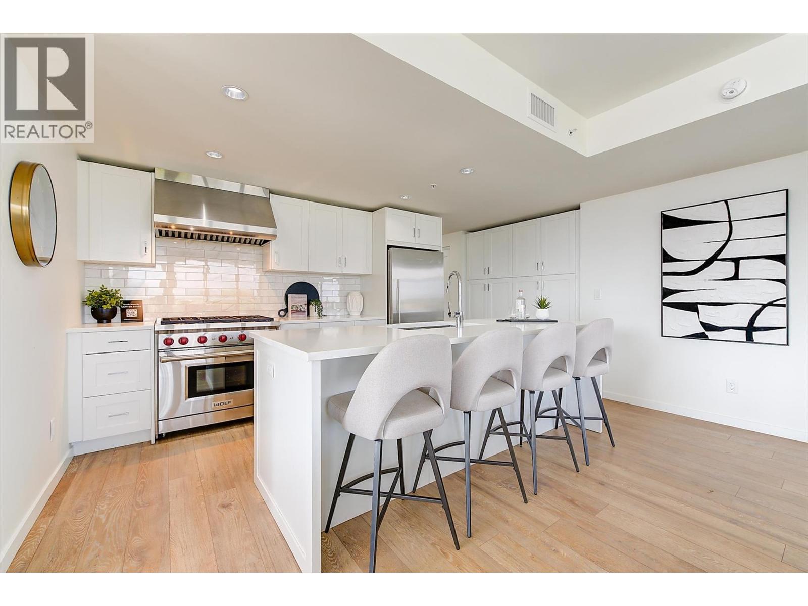 502 485 Groves Avenue, Kelowna