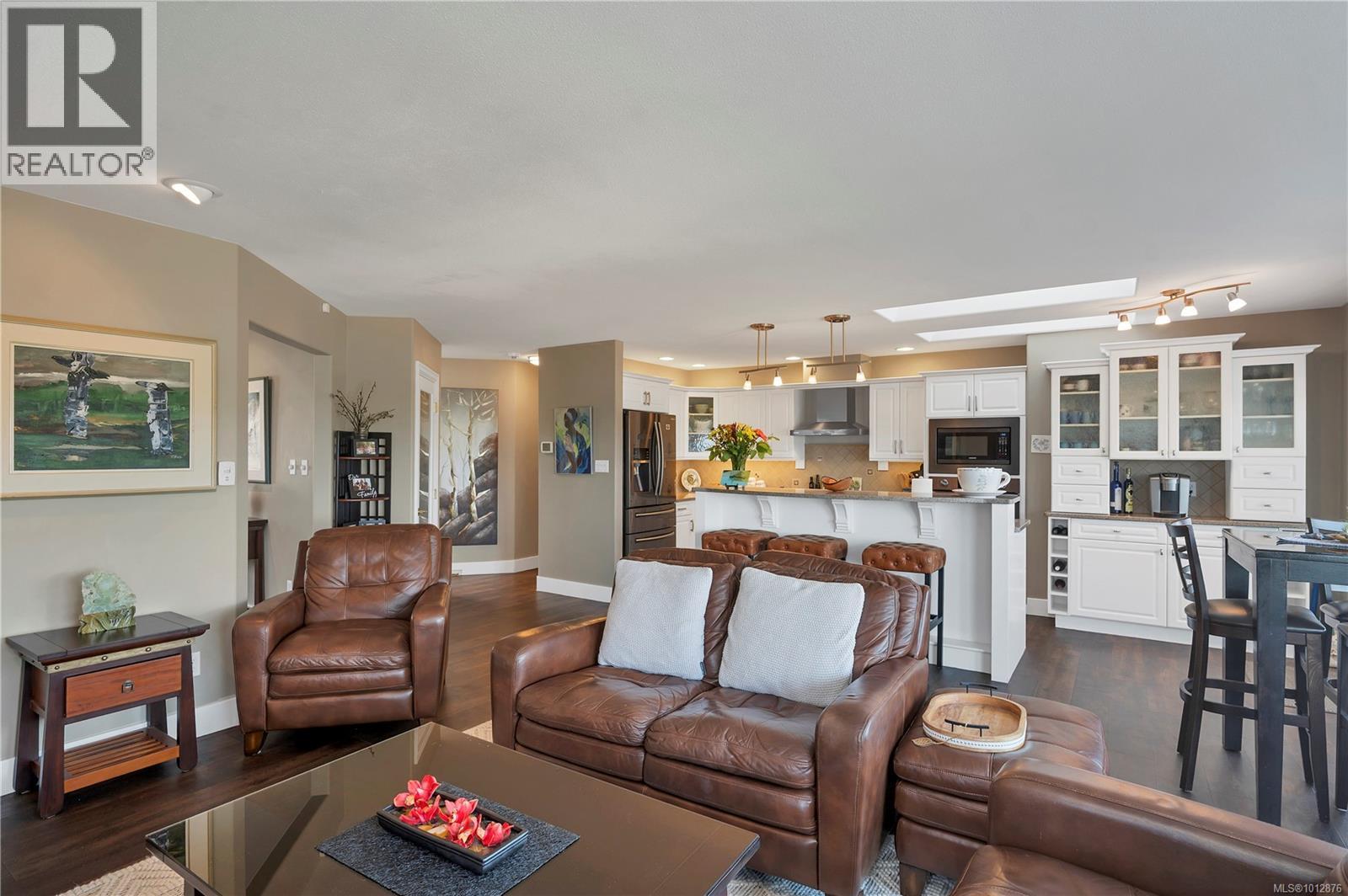 730 Nelson Rd, Campbell River