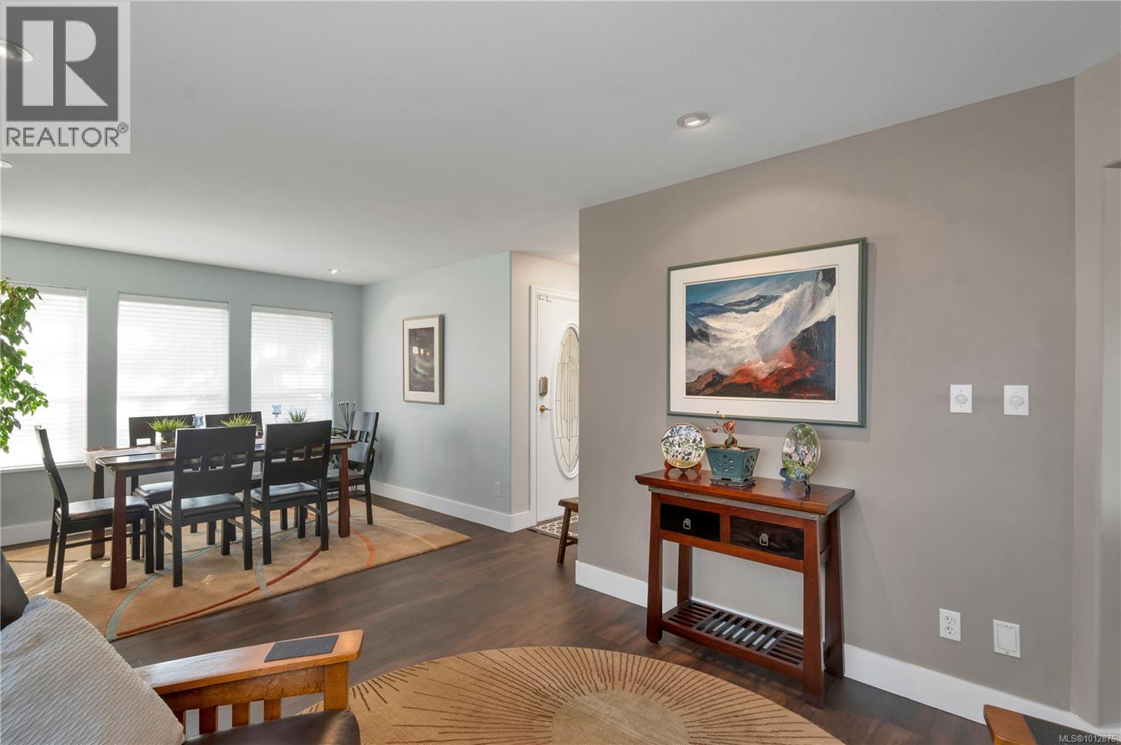 730 Nelson Rd, Campbell River