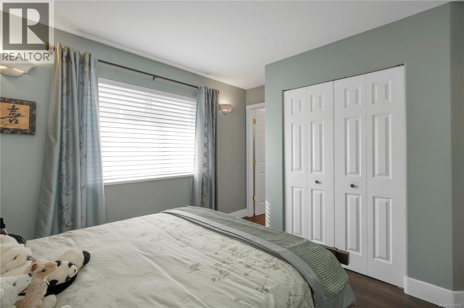 730 Nelson Rd, Campbell River