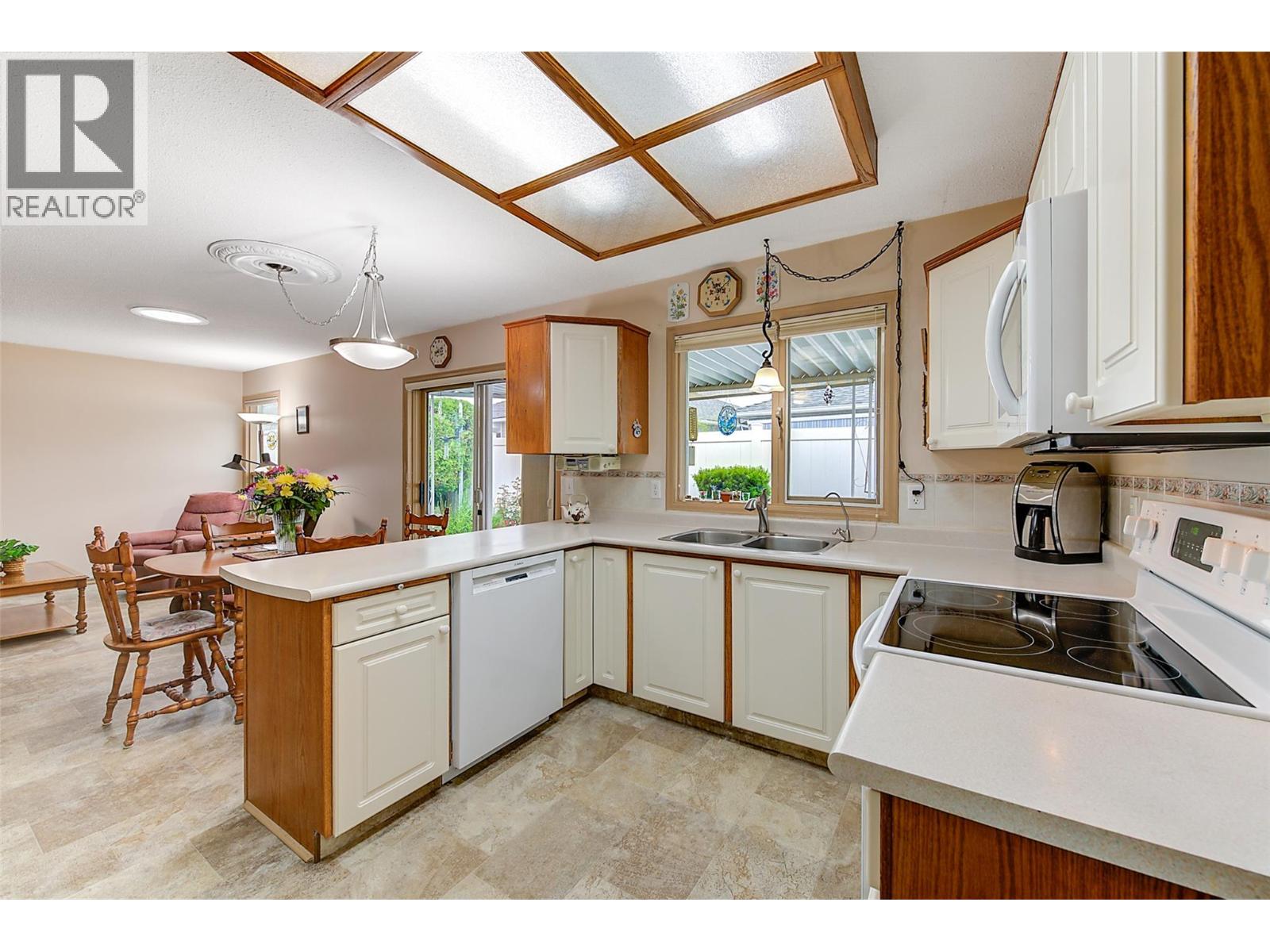 37 1101 Cameron Avenue, Kelowna