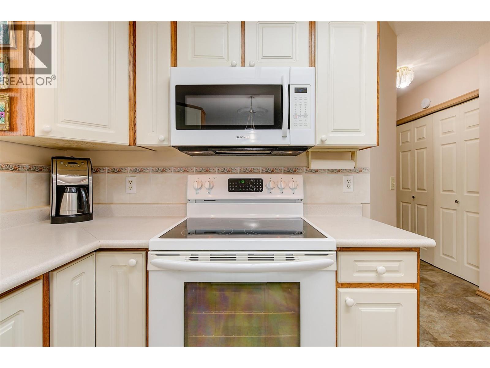 37 1101 Cameron Avenue, Kelowna