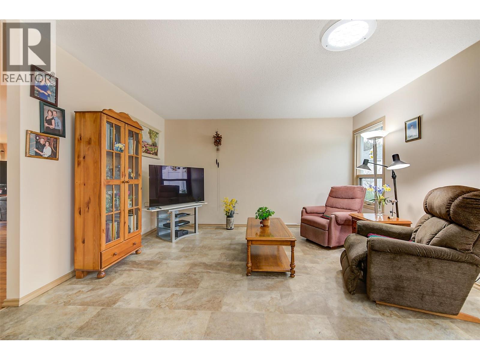 37 1101 Cameron Avenue, Kelowna