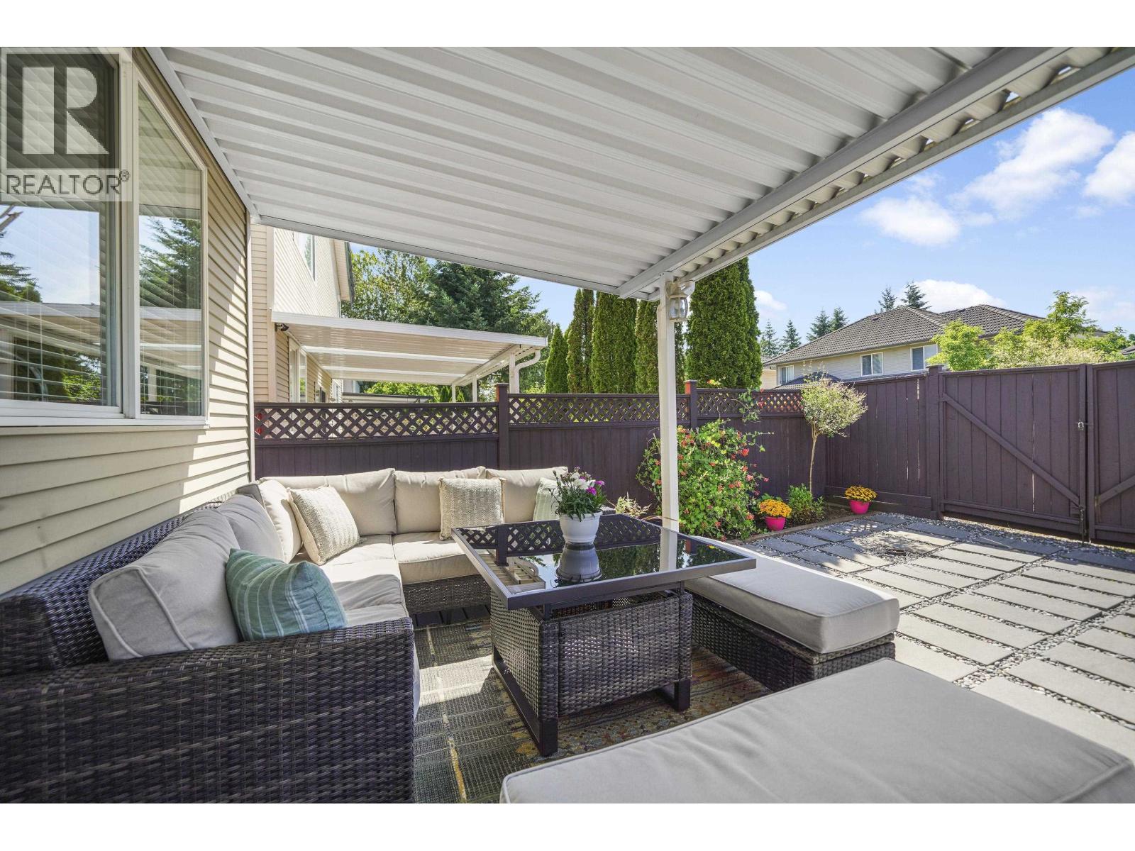 1220 YANGTZE PLACE, Port Coquitlam
