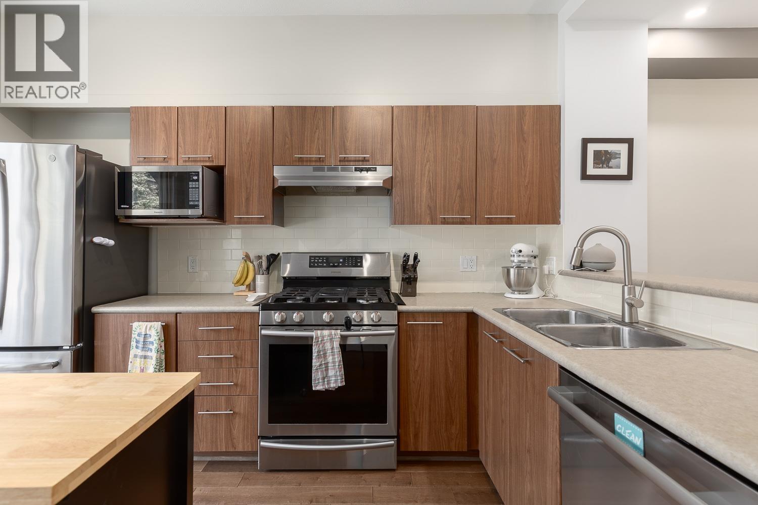 113 100 KLAHANIE DRIVE, Port Moody
