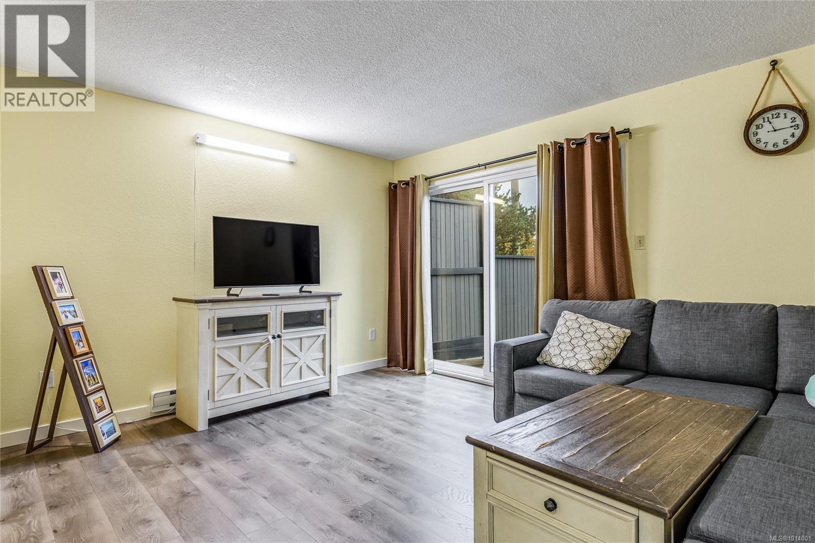 1 158 Back Rd, Courtenay