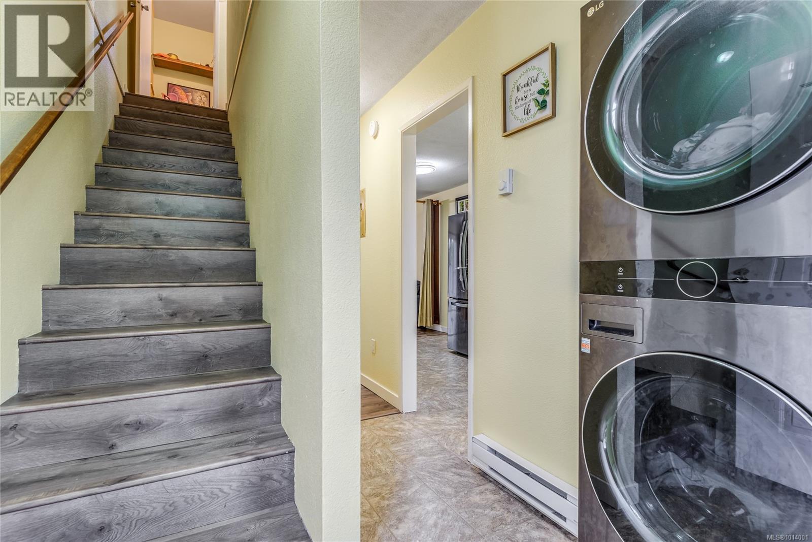 1 158 Back Rd, Courtenay