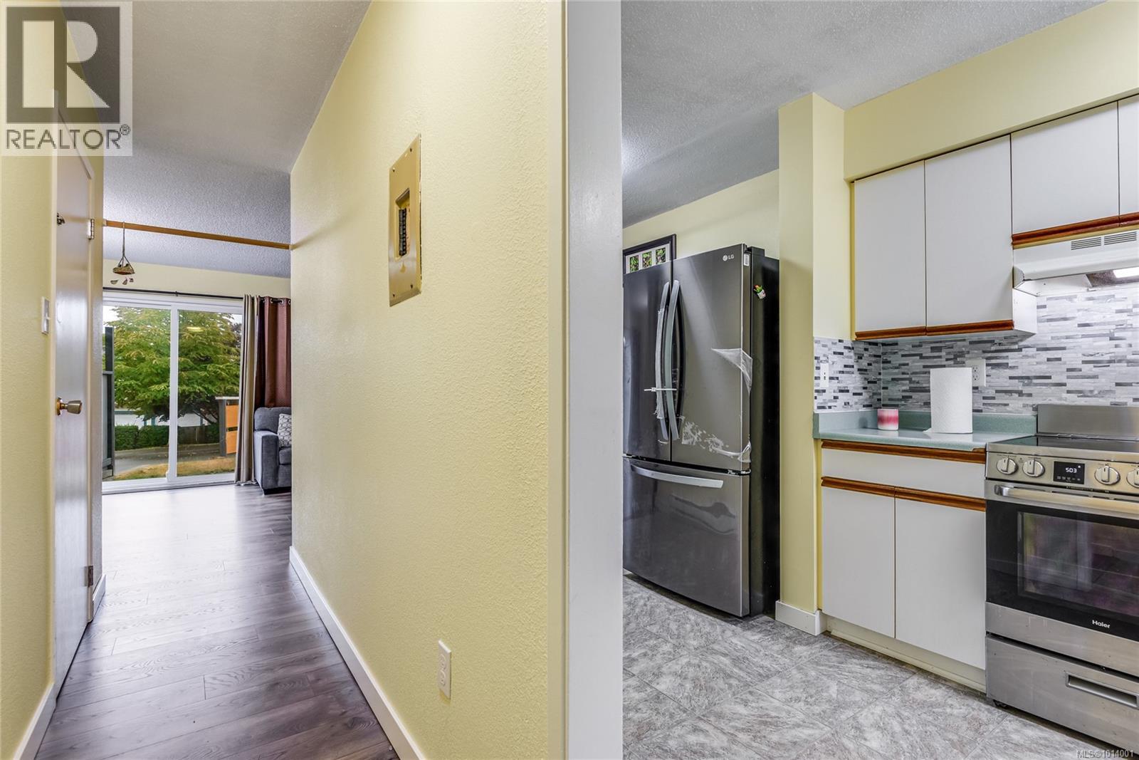1 158 Back Rd, Courtenay