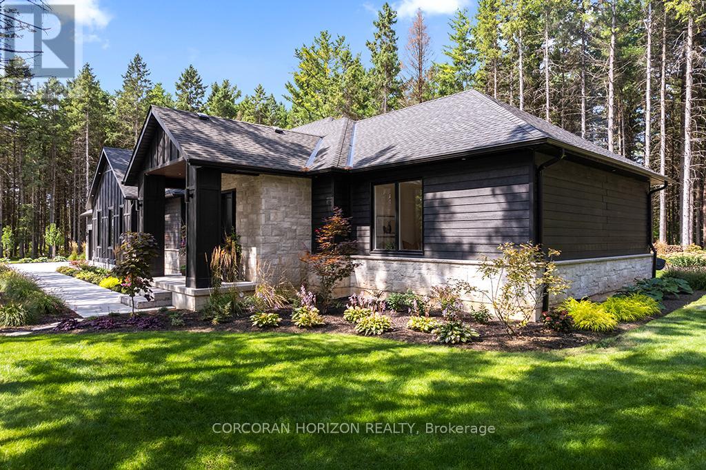 107 LOUISE CREEK CRESCENT - 3