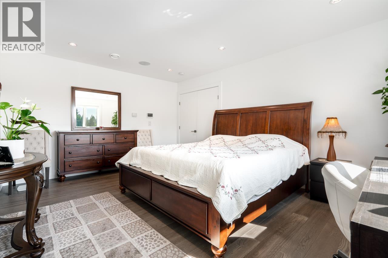 4399 HIGHLAND BOULEVARD, North Vancouver
