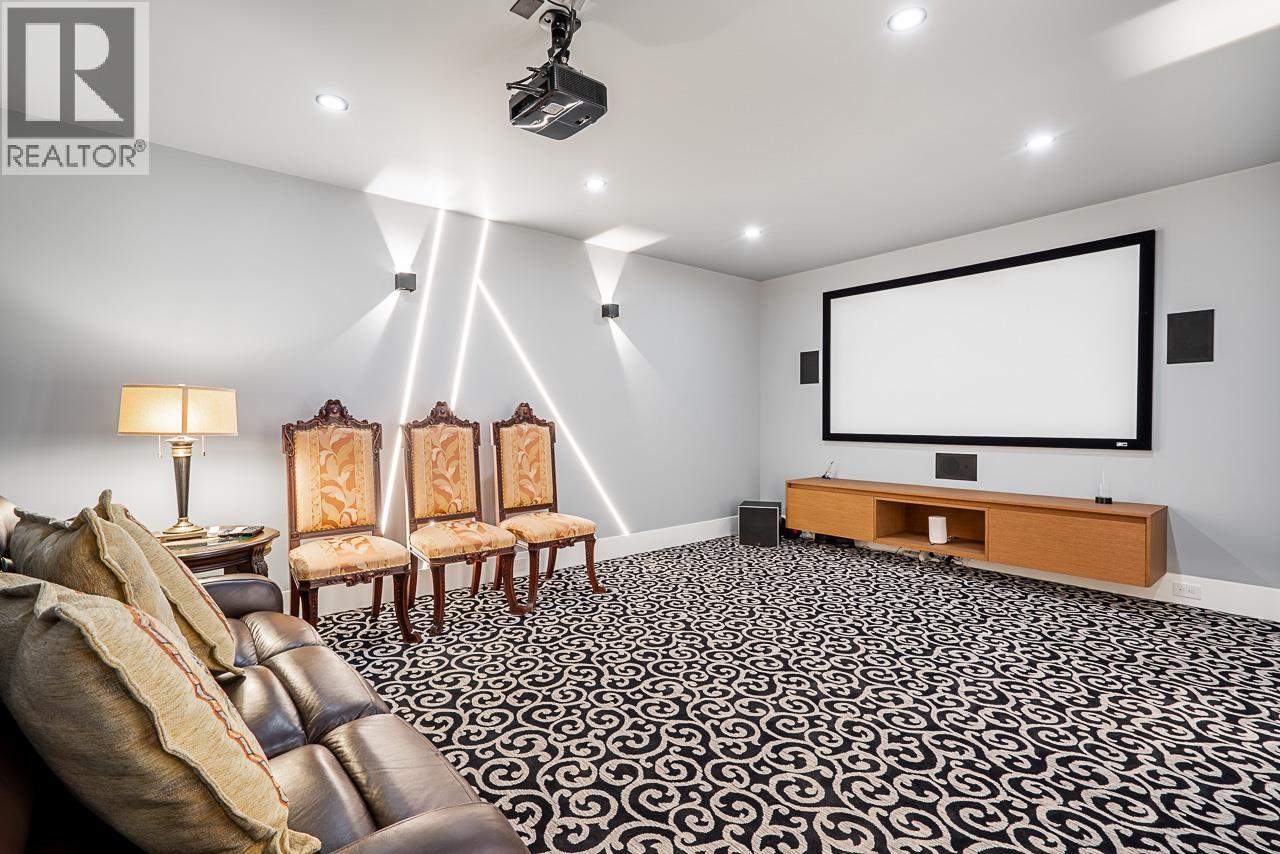 4399 HIGHLAND BOULEVARD, North Vancouver