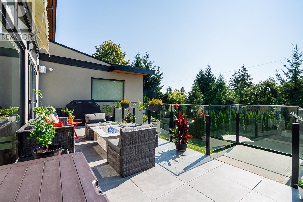 4399 HIGHLAND BOULEVARD, North Vancouver