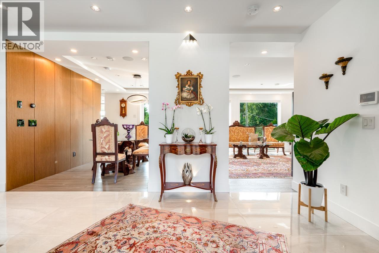 4399 HIGHLAND BOULEVARD, North Vancouver