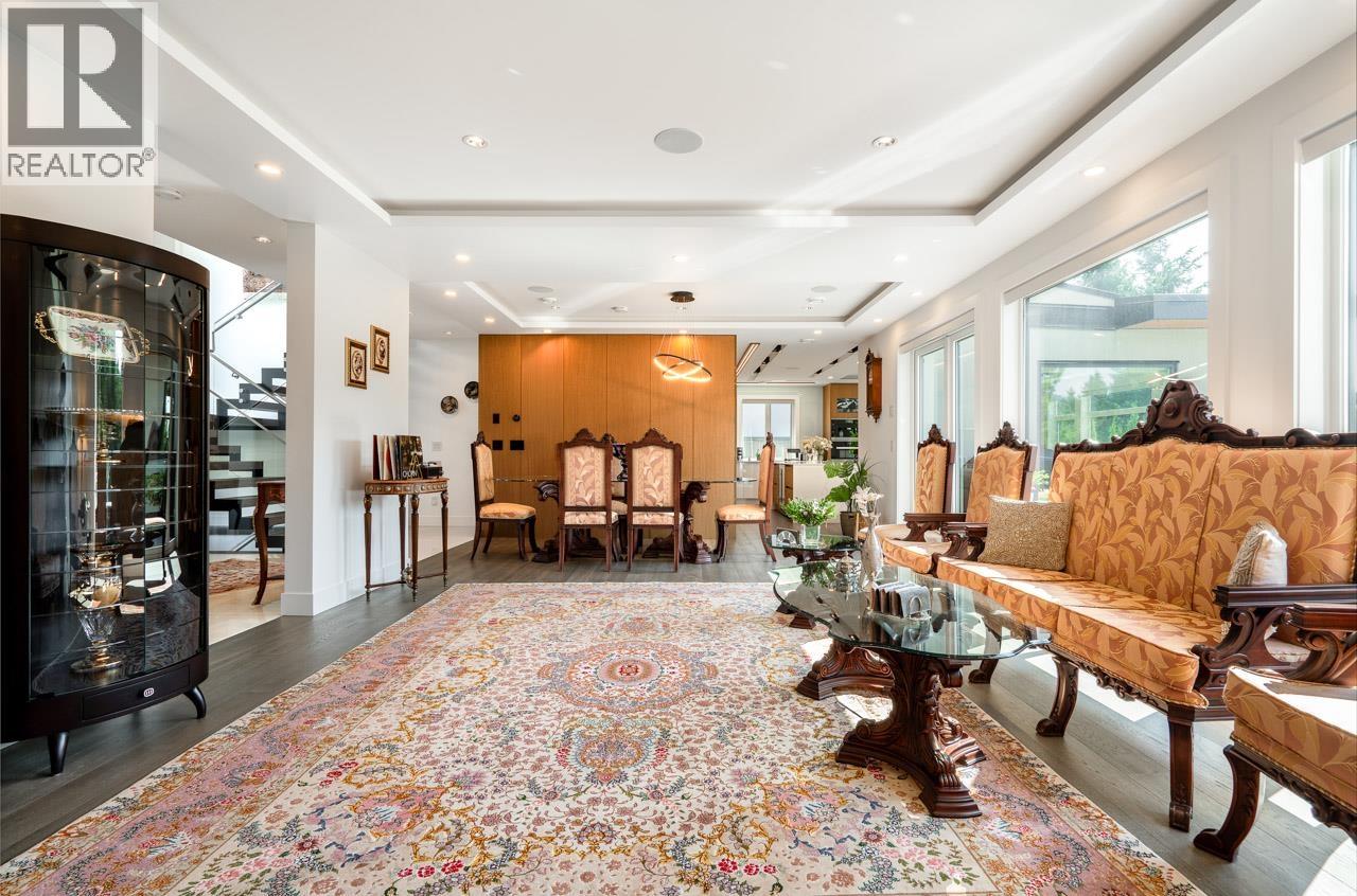 4399 HIGHLAND BOULEVARD, North Vancouver