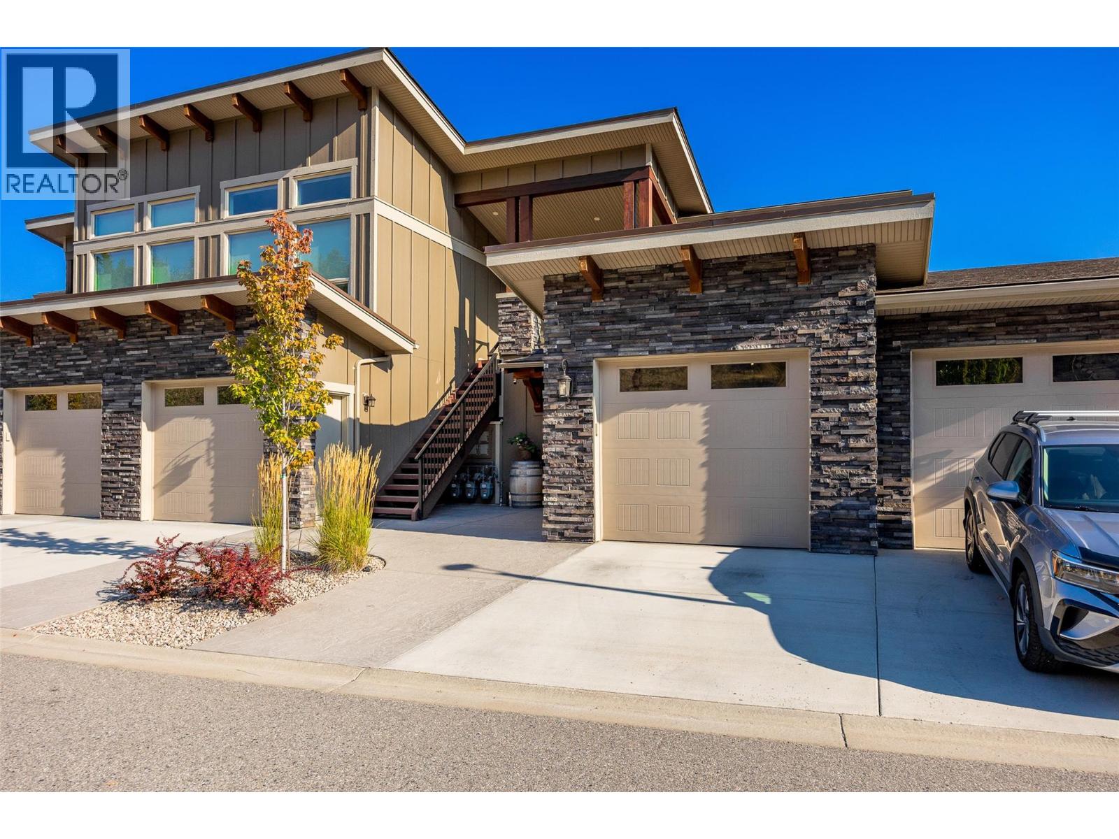 224 4000 Redstone Crescent, Peachland