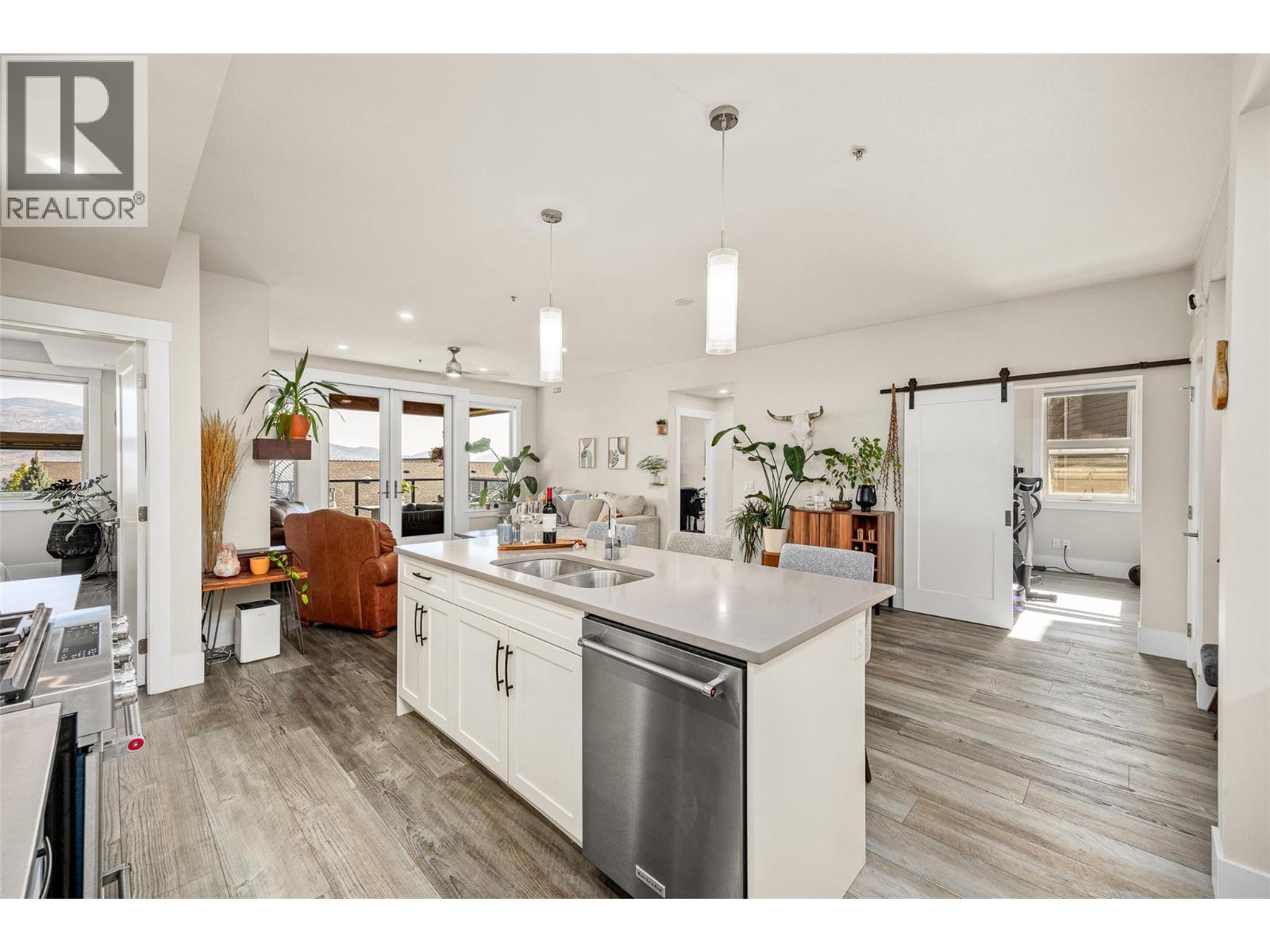 224 4000 Redstone Crescent, Peachland