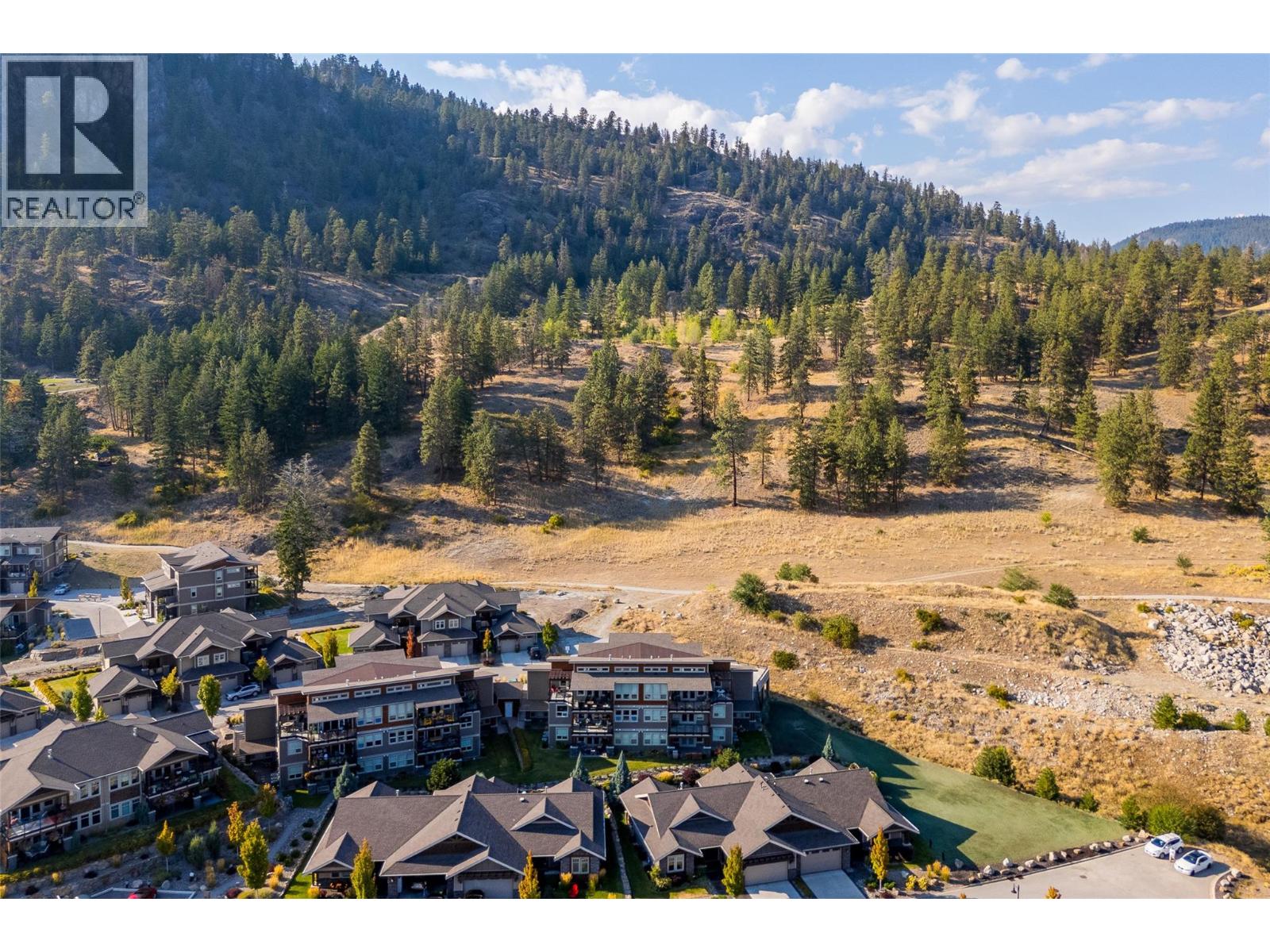 224 4000 Redstone Crescent, Peachland