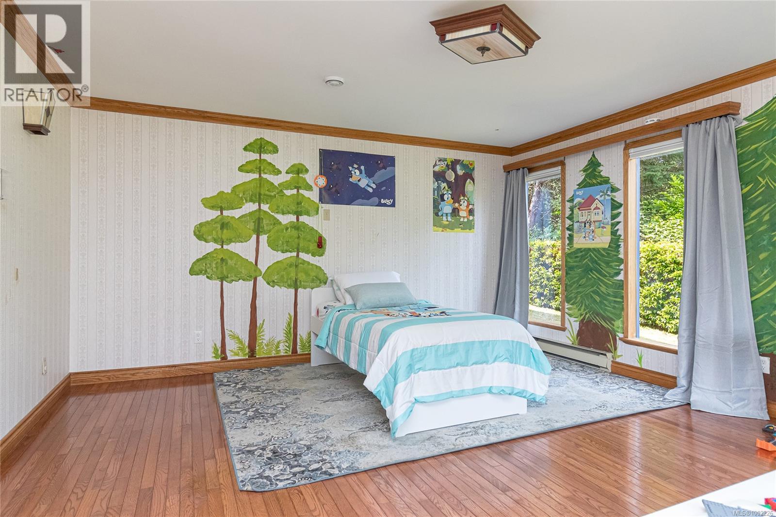 11376 Osprey Pl, North Saanich