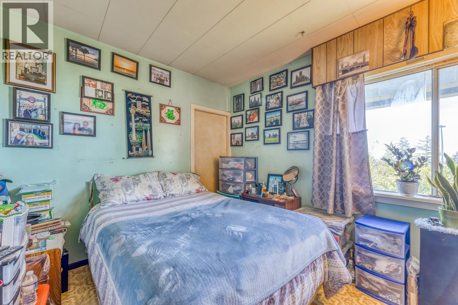 2323 DUBLIN STREET, New Westminster
