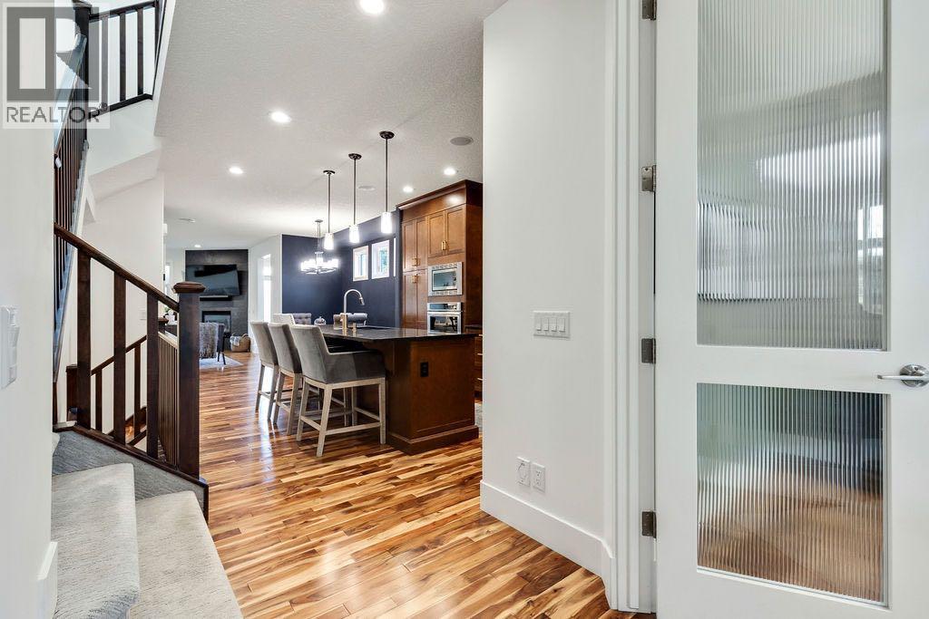 Single Family House for Sale in   Street SW Killarney/Glengarry Calgary 