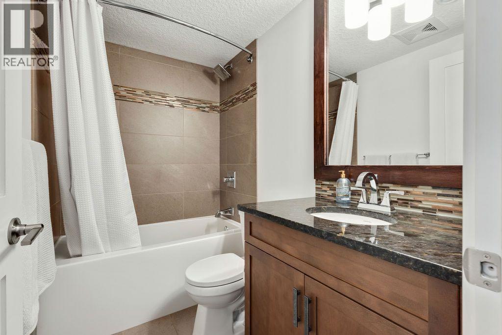 Single Family House for Sale in   Street SW Killarney/Glengarry Calgary 