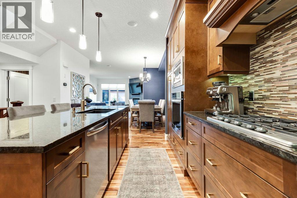Single Family House for Sale in   Street SW Killarney/Glengarry Calgary 