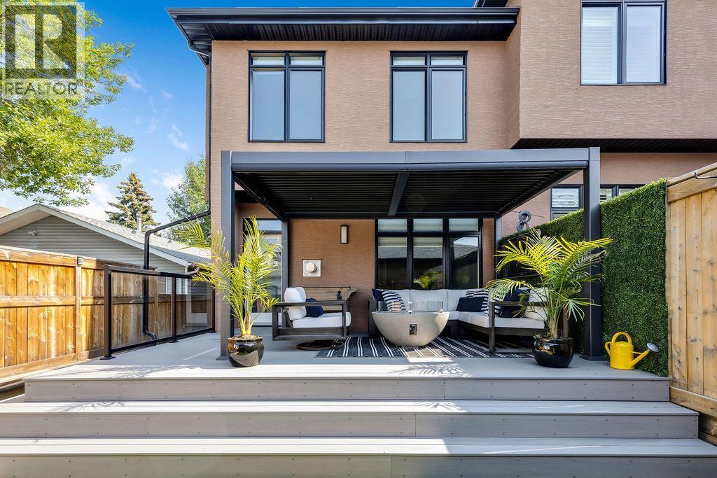 Single Family House for Sale in   Street SW Killarney/Glengarry Calgary 