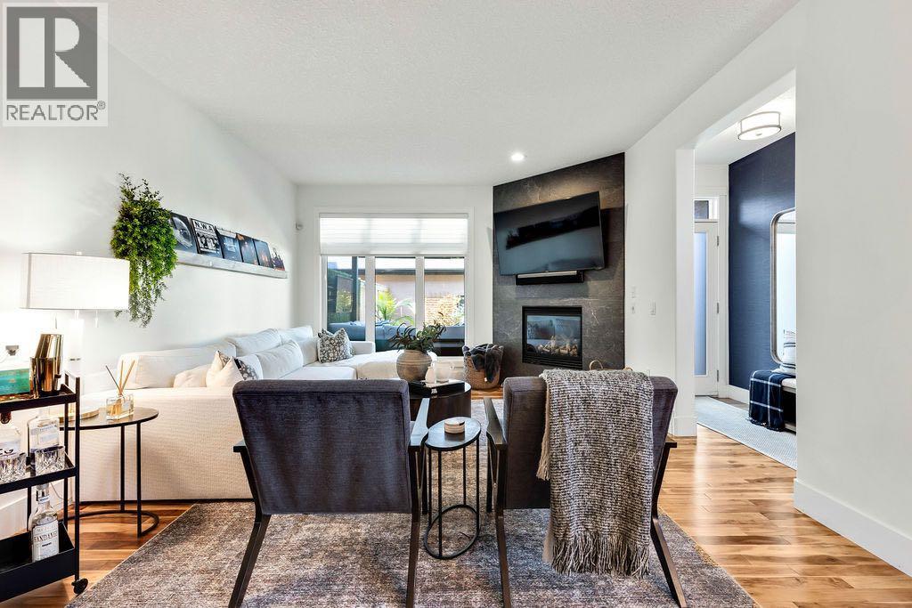 Single Family House for Sale in   Street SW Killarney/Glengarry Calgary 