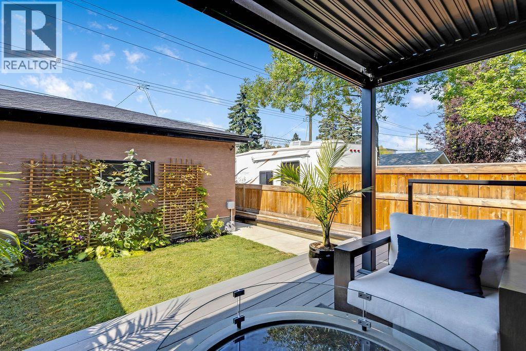 Single Family House for Sale in   Street SW Killarney/Glengarry Calgary 