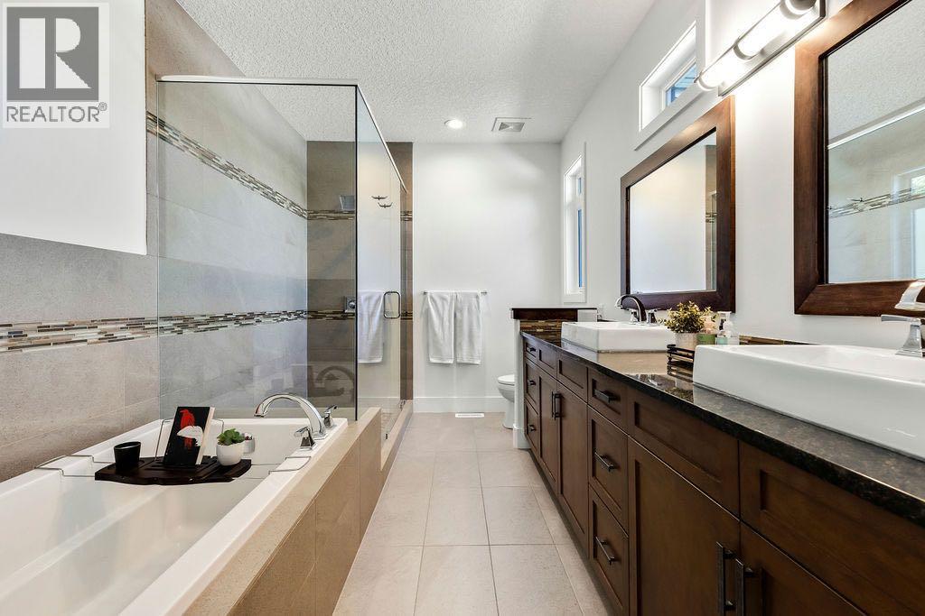 Single Family House for Sale in   Street SW Killarney/Glengarry Calgary 