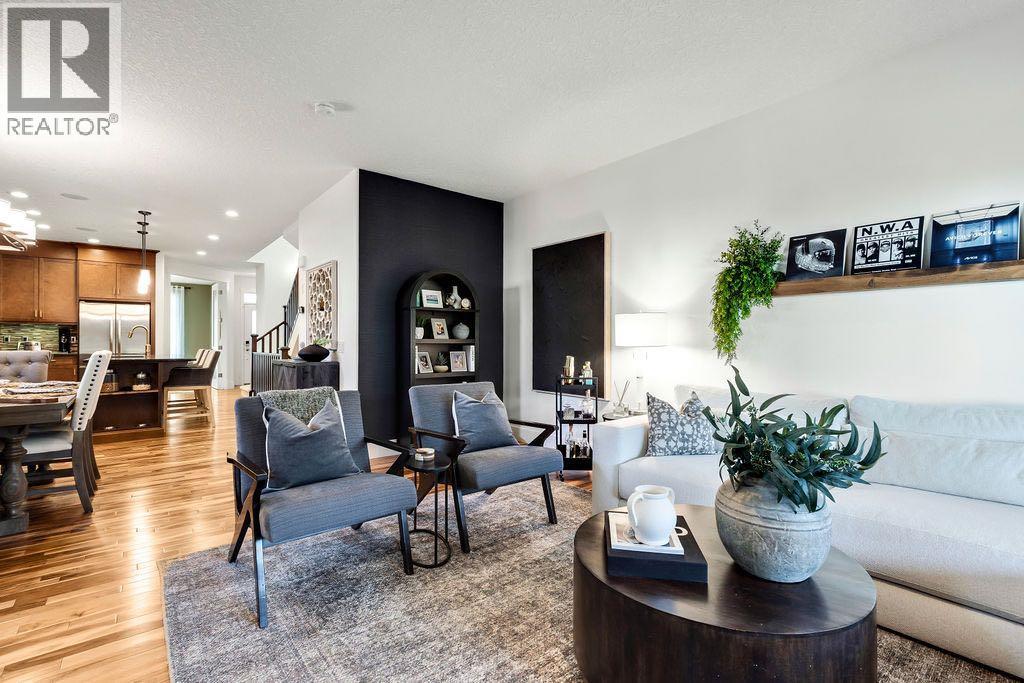 Single Family House for Sale in   Street SW Killarney/Glengarry Calgary 